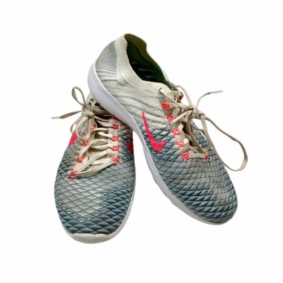 NIKE Flyknit 2 Marathon Runners - Picture 2 of 6